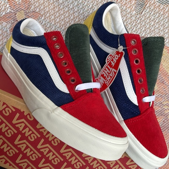 Vans WMNS Old Skool
(Mixed Corduroy)Mitingigr
VN0A5KRF94M
Sneakers - Picture 8 of 16